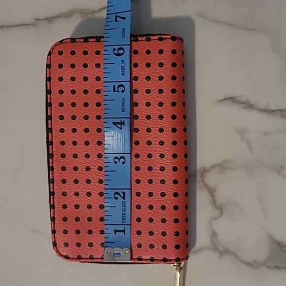 Fossil Leather Coral Pink Black Polka Dots Wallet Wristlet Practical Errands - Picture 9 of 10